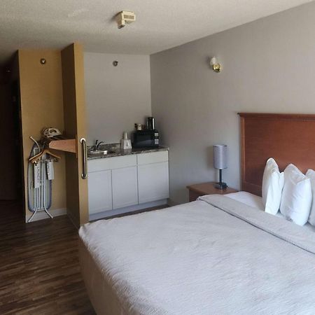 Governors Inn A Travelodge By Wyndham ปิแอร์ ภายนอก รูปภาพ