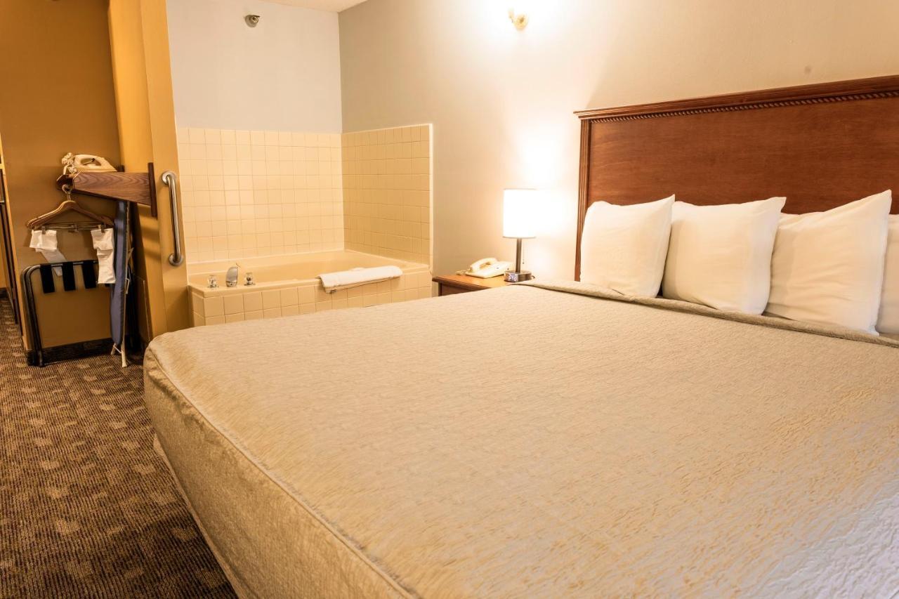 Governors Inn A Travelodge By Wyndham ปิแอร์ ภายนอก รูปภาพ