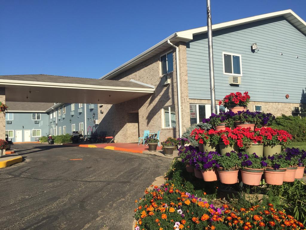 Governors Inn A Travelodge By Wyndham ปิแอร์ ภายนอก รูปภาพ